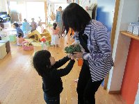 ママ、採れたよー