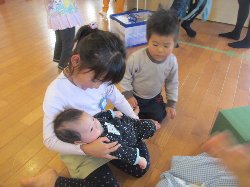 しっかり抱っこ しっかり抱っこ